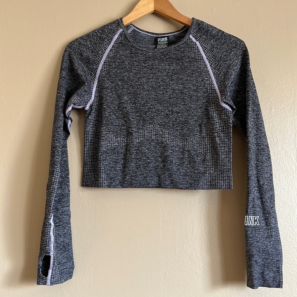 Athletic cropped PINK top